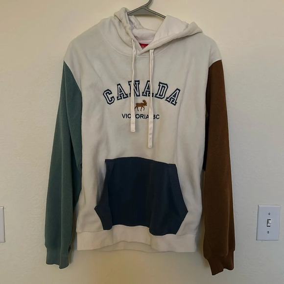 Canada Victoria BC Color Block Fleece Hoodie - Picture 1 of 4